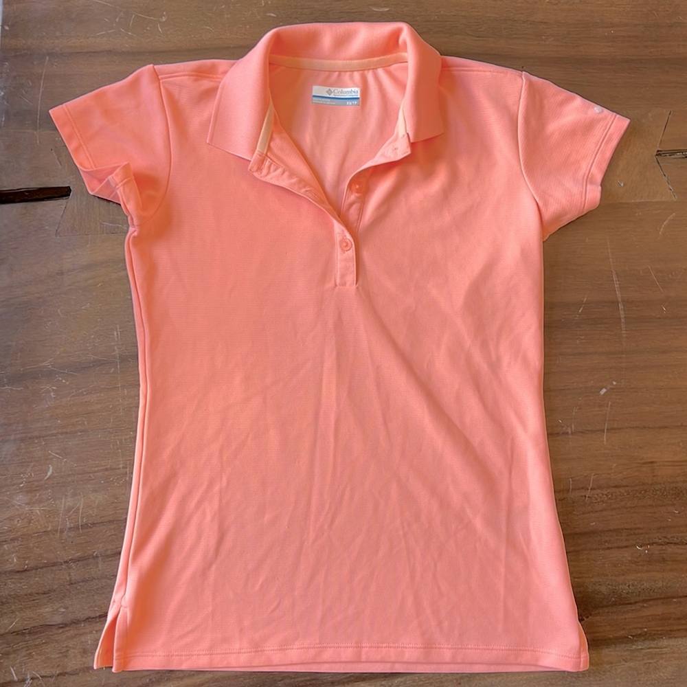 Colombia hot pink/coral collared shirt. XS. NWOT. Smoke free home.